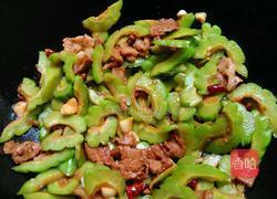 苦瓜炒肉的做法图解9