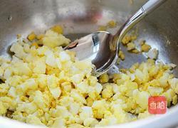 快手鸡蛋三明治的做法图解1