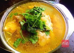 猪蹄黄花菜根汤的做法图解8