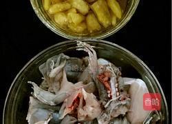 泡椒田鸡的做法图解1