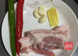 农家小炒肉的做法图解1