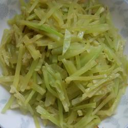 醋溜莴笋丝的做法[图]