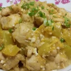 咸蛋南瓜炒鸡胸肉的做法[图]