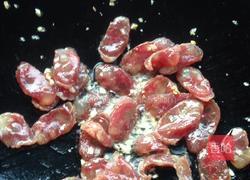 腊肠炒荷兰豆的做法图解6