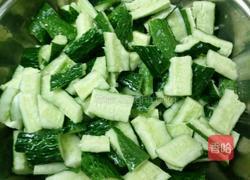 凉拌青瓜的做法图解1