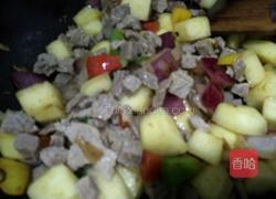 土豆牛肉咖喱饭的做法图解4