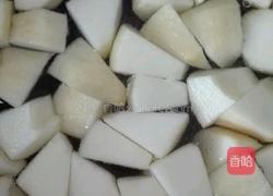 苹果木耳枸杞汤的做法图解4