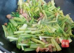 芹菜炒肉的做法图解5