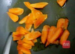 生菜胡萝卜小炒。的做法图解2