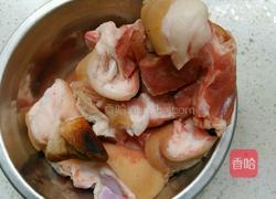 红烧猪蹄的做法图解1