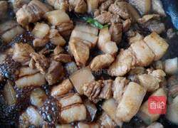 五花肉炖蛋的做法图解4