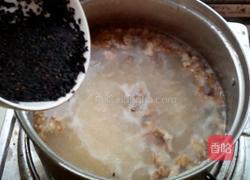 芝麻核桃粥的做法图解3