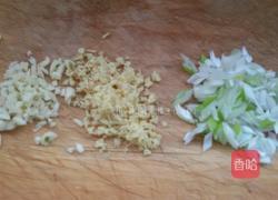 蚝油尤鱼花的做法图解2