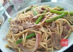 牛肉炒意大利面的做法图解7