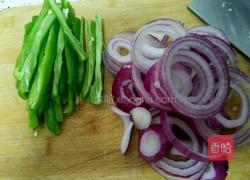 牛肉炒意大利面的做法图解1