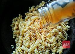 番茄(黑椒)什锦牛腩意粉的做法图解10