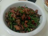香菇豆角炒肉的做法[图]