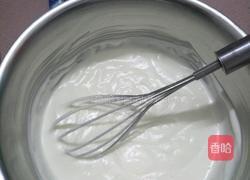 红茶奶盖茶的做法图解2