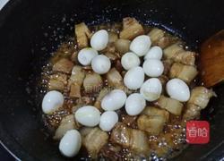 五花肉炖鹌鹑蛋的做法图解5