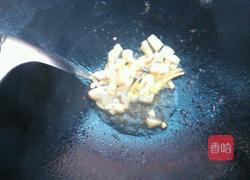 剁椒炒魔芋豆腐的做法图解4