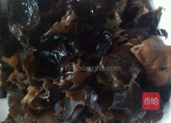 木耳炒青菜的做法图解2