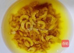 海米炝西兰花的做法图解1