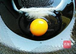 红焖荷包蛋的做法图解2