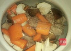 山药筒骨汤煲的做法图解4