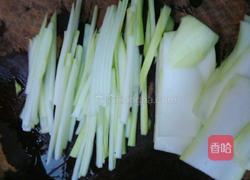 瓢瓜炒瘦肉的做法图解3