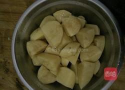 排骨玉米土豆湯的做法图解1