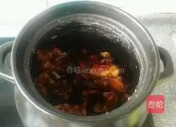 Illustration of how to make beef vermicelli pot 2