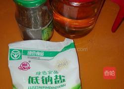 煎鸡蛋菠菜的做法图解2