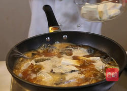 垮炖鲜鱼豆腐的做法图解6