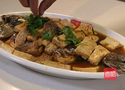 垮炖鲜鱼豆腐的做法图解8