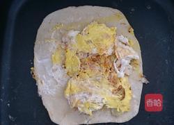 虾仁鸡蛋卷饼的做法图解6