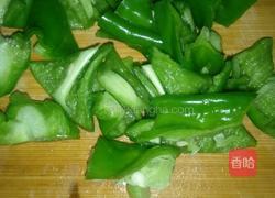 回锅土豆片的做法图解1