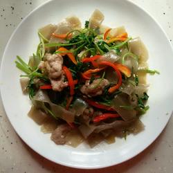 香菜粉皮炒肉丝的做法[图]