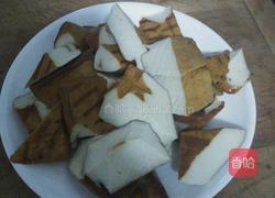 红萝卜炒豆干的做法图解2