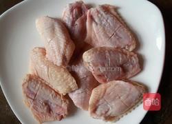 红酒鸡翅的做法图解1