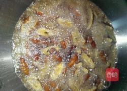 干煸茧蛹的做法图解3