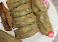 西葫芦鸡蛋锅贴的做法图解6