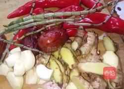 香辣秘制牛肉酱的做法图解2