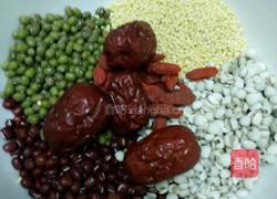 排毒养颜粥！的做法图解1