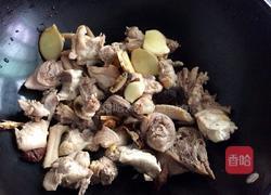 老母鸡炖山药的做法图解4