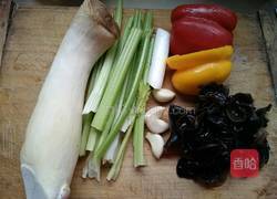 酱爆五丁的做法图解1