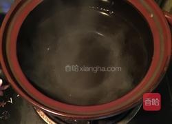 泡菜豆腐汤的做法图解1