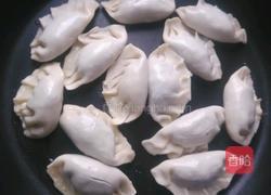 蛋液煎饺的做法图解2