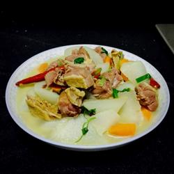 腊鸭腿炖萝卜的做法[图]