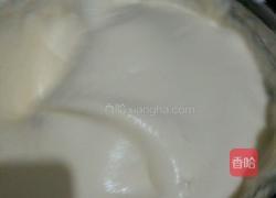 戚风蛋糕的做法图解7