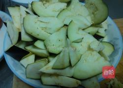 蒜蓉茄子的做法图解1